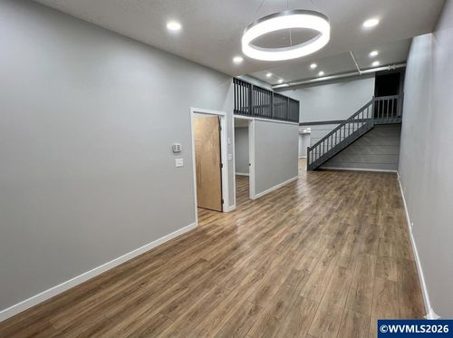 187-187 High St Se, Salem, OR, 97301 | Card Image