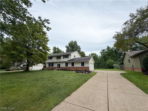 6778 Wildwood Trail, Mayfield Village, OH, 44143 | Card Image