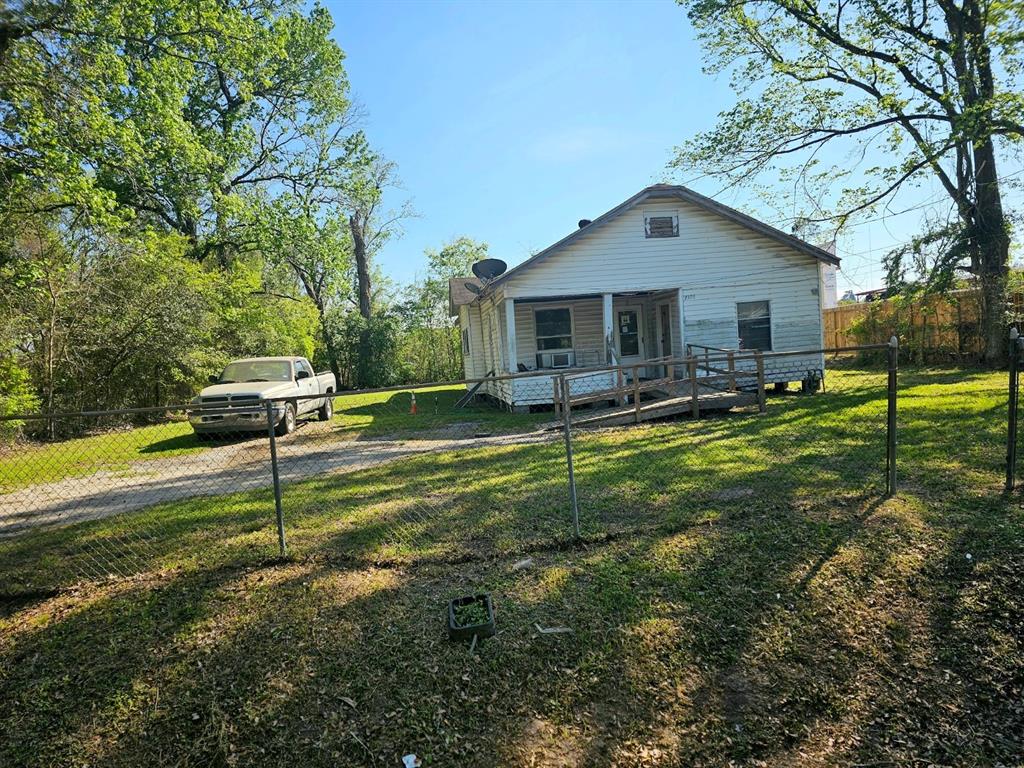 Paul Quinn St, Houston, TX 77091