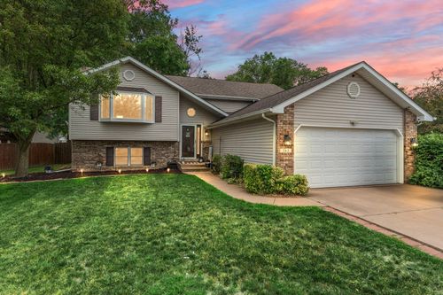 263 Hillcrest Ave, Hobart, IN, 46342 | Card Image