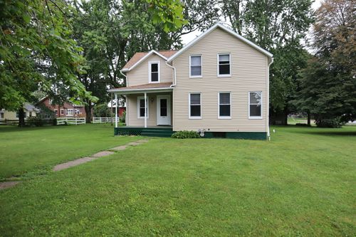203 W Martin St, La Moille, IL, 61330-9494 | Card Image