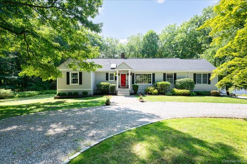 19 Young Rd, Katonah, NY, 10536-3215 | Card Image
