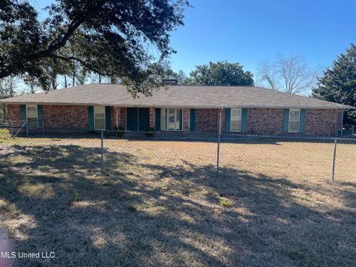 18032 Kellogg Rd, Saucier, MS, 39574-9544 | Card Image