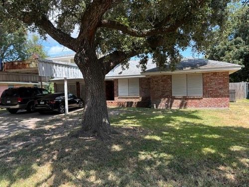 1909 11th Ave, La Marque, TX, 77568-5766 | Card Image