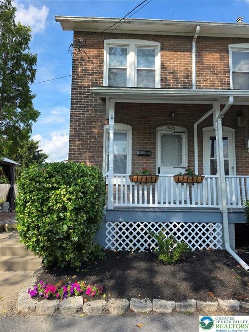 1523 Cedar St, NORTHAMPTON, PA, 18067-1434 | Card Image