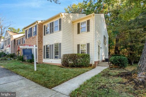 5515 Cheshire Meadows Way, FAIRFAX, VA, 22032-3226 | Card Image