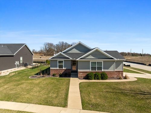 2614 Handel Dr, Bloomington, IL, 61704-8745 | Card Image