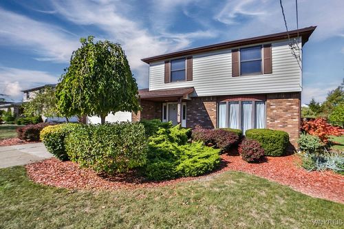 1687 Fix Rd, Grand Island, NY, 14072-2833 | Card Image