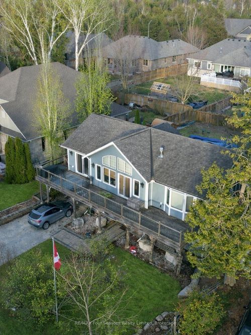 26 Fenton Dr, Port Elgin, ON, N0H2C6 | Card Image