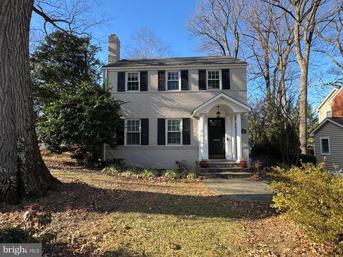 900 N Livingston St, ARLINGTON, VA, 22205-1423 | Card Image