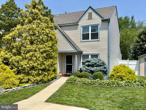 13 Washington Ave, TURNERSVILLE, NJ, 08012-1745 | Card Image