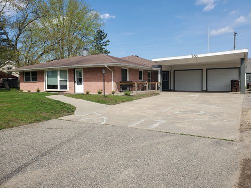 303 Dearing Dr, Shepherd, MI, 48883-9001 | Card Image