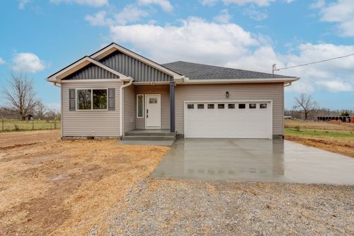 9426 Elk Ridge Rd, Mount Pleasant, TN, 38474-2205 | Card Image