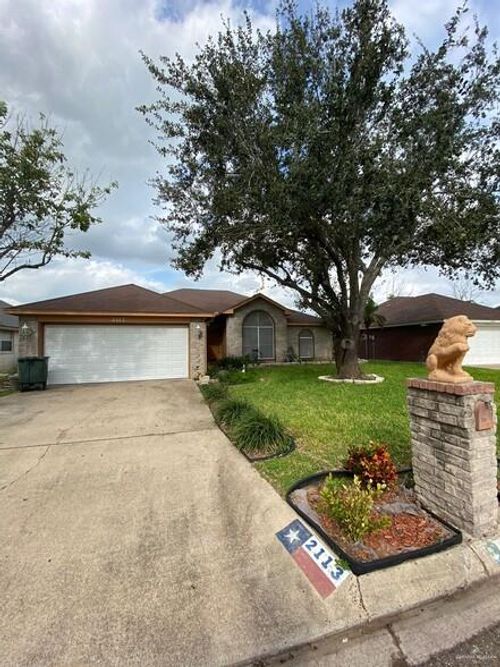 2113 E 29th St, Mission, TX, 78574-1904 | Card Image