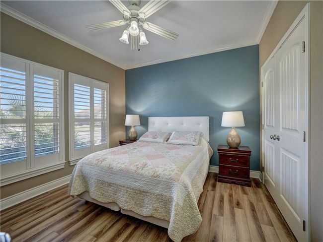 Private second master suite perfect for guest. | Image 17