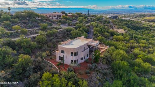 5585 E Paseo Cimarron, Tucson, AZ, 85750-1102 | Card Image