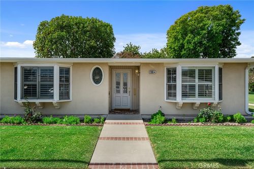 m10-260a-1561 Interlachen Rd, Seal Beach, CA, 90740-4192 | Card Image