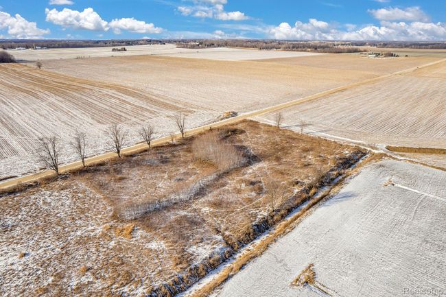 Overview of property. | Image 13