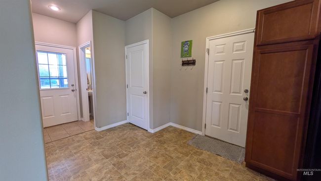 1215 Mainspring Ln, House other with 3 bedrooms, 3 bathrooms and 2 parking in Moscow ID | Image 8