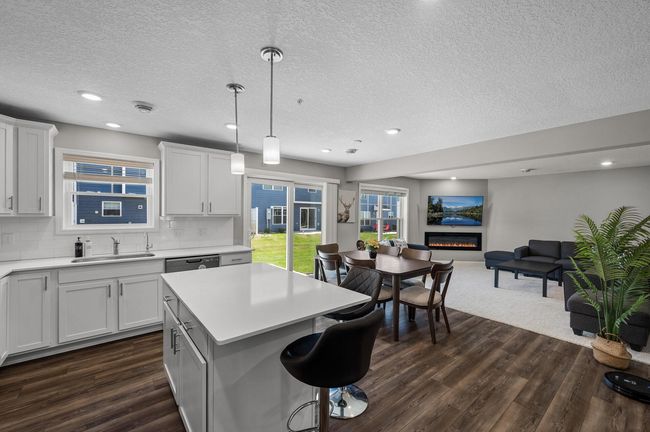 1144 Middlefield Rd, Townhouse with 3 bedrooms, 3 bathrooms and null parking in Medina MN | Image 6