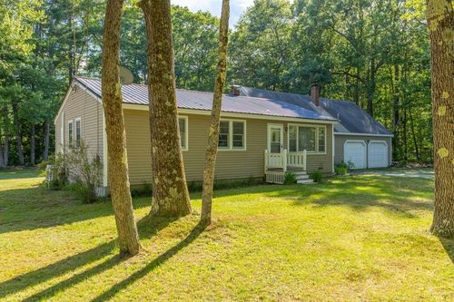 8 Terry St, Gorham, ME, 04038-2439 | Card Image