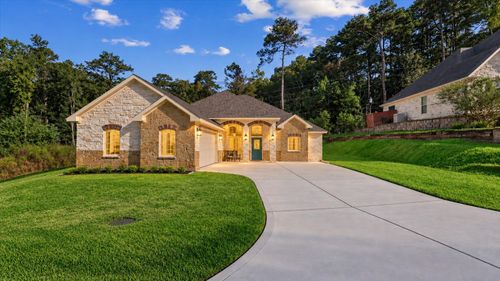 2504 W Green Briar Dr, Huntsville, TX, 77340 | Card Image