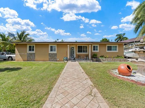 545 Nw 10th St, Homestead, FL, 33030-4116 | Card Image
