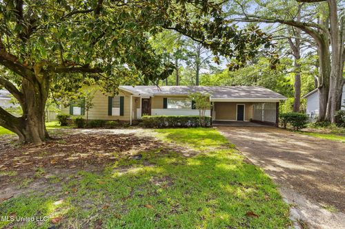 205 Pimlico Pl, Jackson, MS, 39211-4422 | Card Image