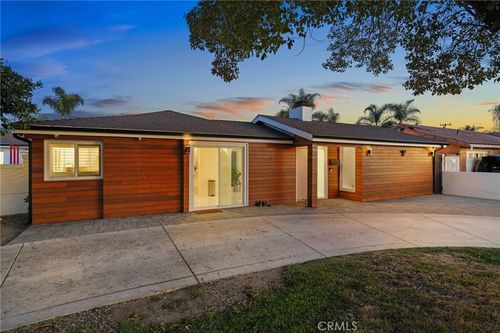 10214 Woodruff Ave, Downey, CA, 90241-2943 | Card Image