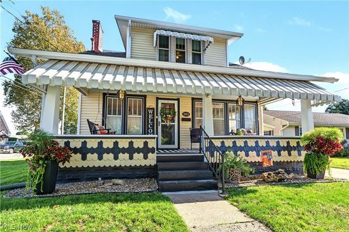 501 Cherry Avenue, Williamstown, WV, 26187 | Card Image