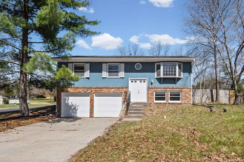 101 E El Cortez Dr, COLUMBIA, MO, 65203-3718 | Card Image