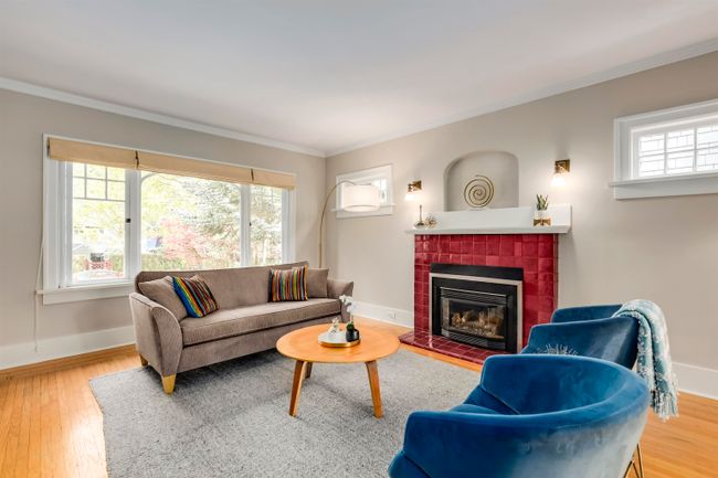 4490 W 11 Th Avenue, House other with 4 bedrooms, 3 bathrooms and 4 parking in Vancouver BC | Image 3