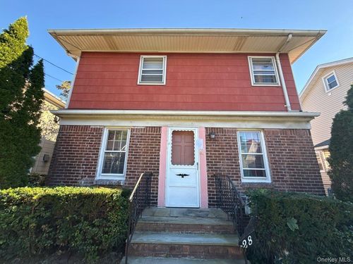 28 Dakota Pl, Hempstead, NY, 11550-3420 | Card Image