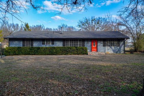 305 N Eastern St, Keene, TX, 76059-2217 | Card Image