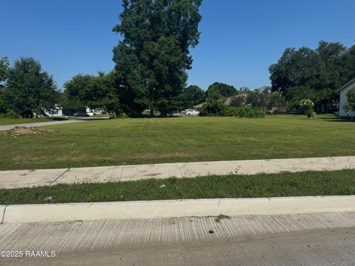 1000 N University Ave, Lafayette, LA, 70506-1212 | Card Image