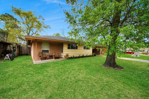 2806 Oak Dr, Dickinson, TX, 77539-4660 | Card Image