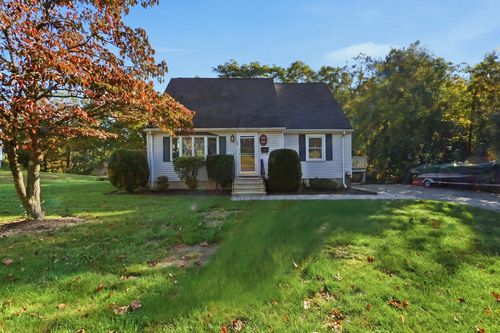 68 Miles St, Millbury, MA, 01527 | Card Image