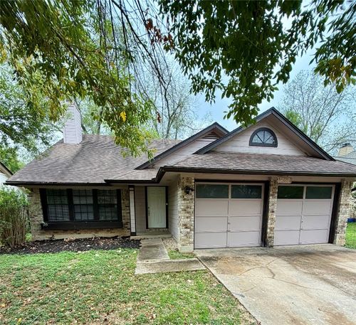 1707 Honeysuckle Ln, Round Rock, TX, 78664-2622 | Card Image