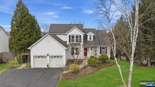 61 Canada Goose Dr, Hackettstown, NJ, 07840-3128 | Card Image