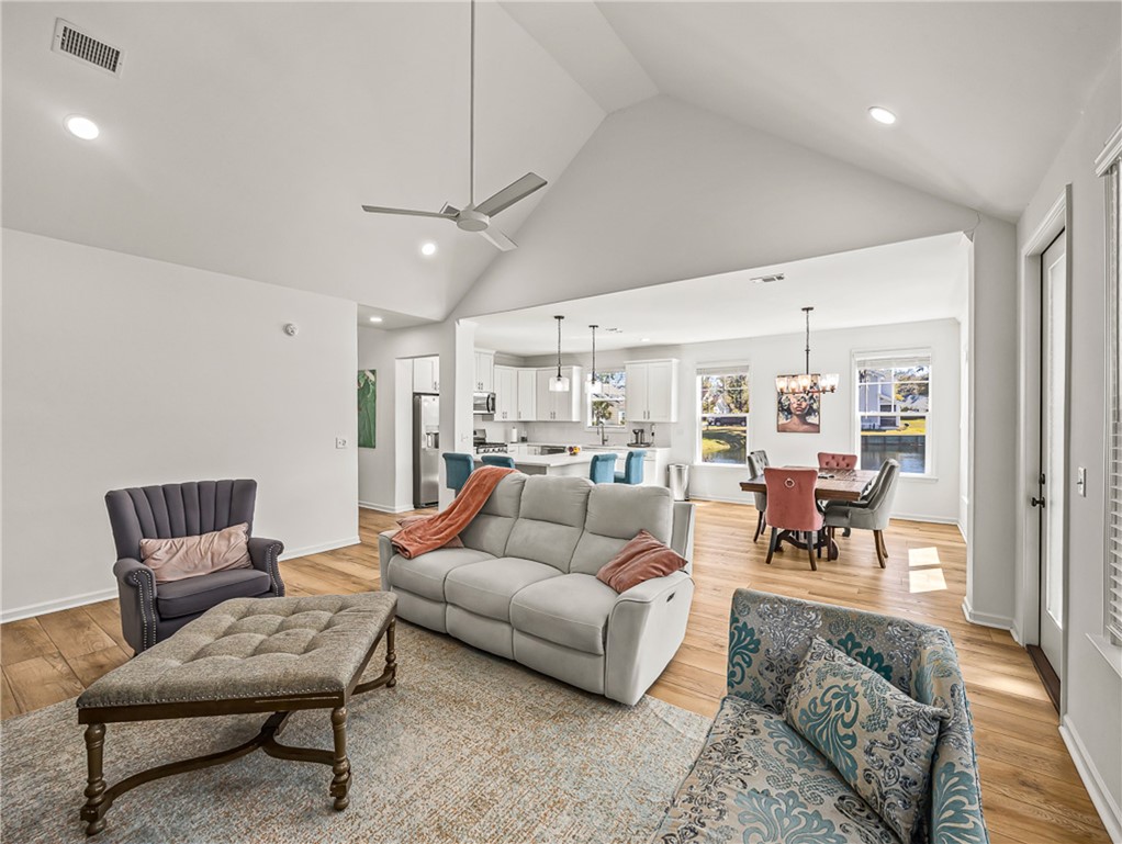 Residential in St Simons Island 2