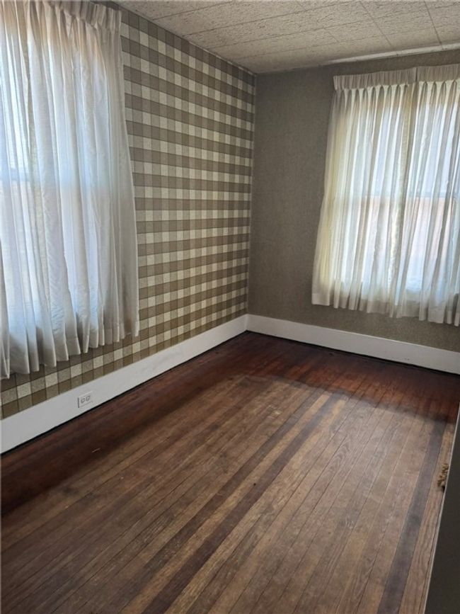 bedroom | Image 11