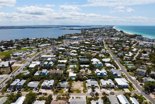 Aerial views south | Image 11