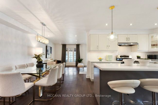 81 Stirling Cres, House other with 5 bedrooms, 4 bathrooms and 4 parking in Markham ON | Image 4