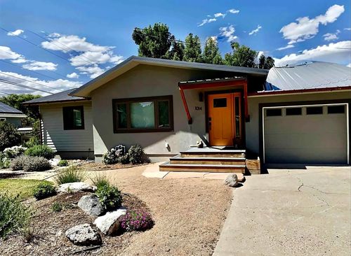 1014 3rd St, Paonia, CO, 81428-8438 | Card Image