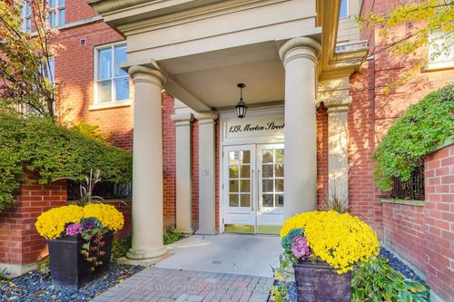 448-139 Merton St, Toronto, ON, M4S3G7 | Card Image