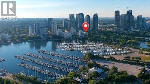 712-2261 Lake Shore Blvd W, Toronto, ON, M8V3X1 | Card Image