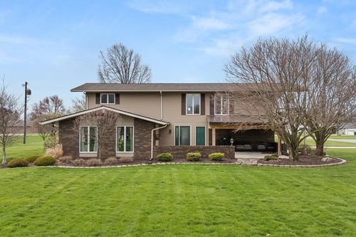 4045 Broadway, Willard, OH, 44890 | Card Image