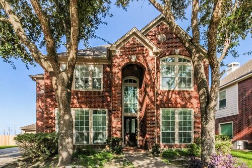 2804 Creek Bend Dr, Friendswood, TX, 77546-6038 | Card Image