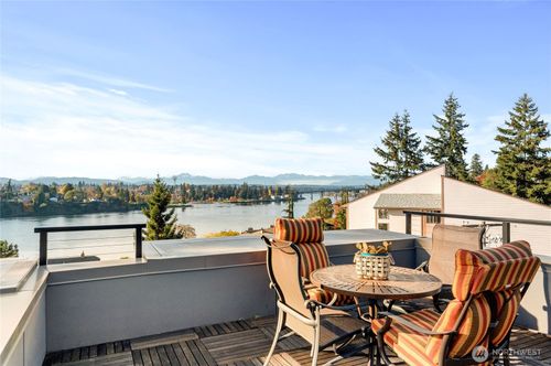1157 Wheaton Way, Bremerton, WA, 98310-4424 | Card Image