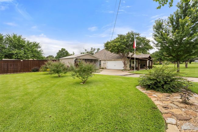 230 Bent Tree Trl, House other with 3 bedrooms, 2 bathrooms and null parking in Burleson TX | Image 38